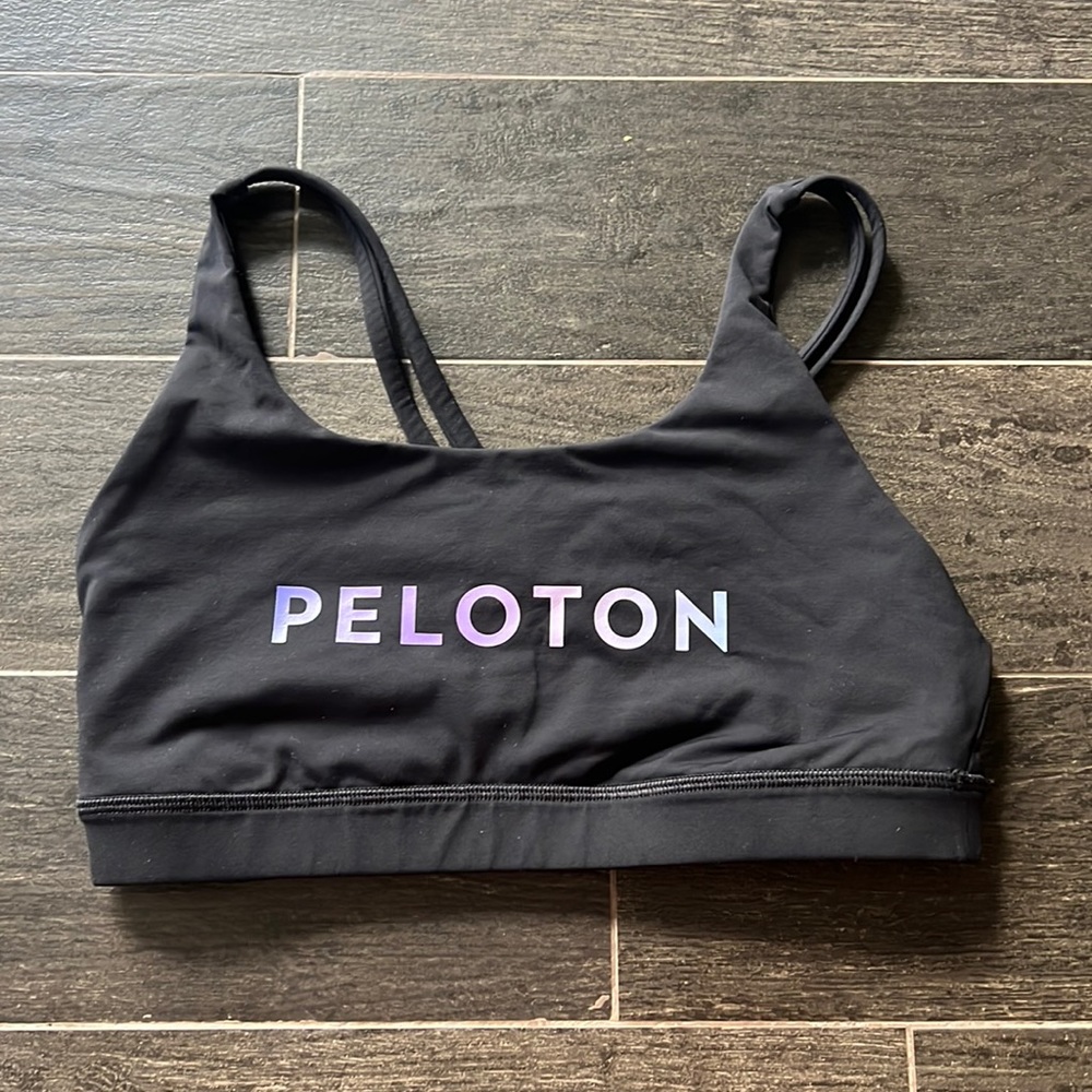 Lululeyfor Peloton Sports Bra Size 6